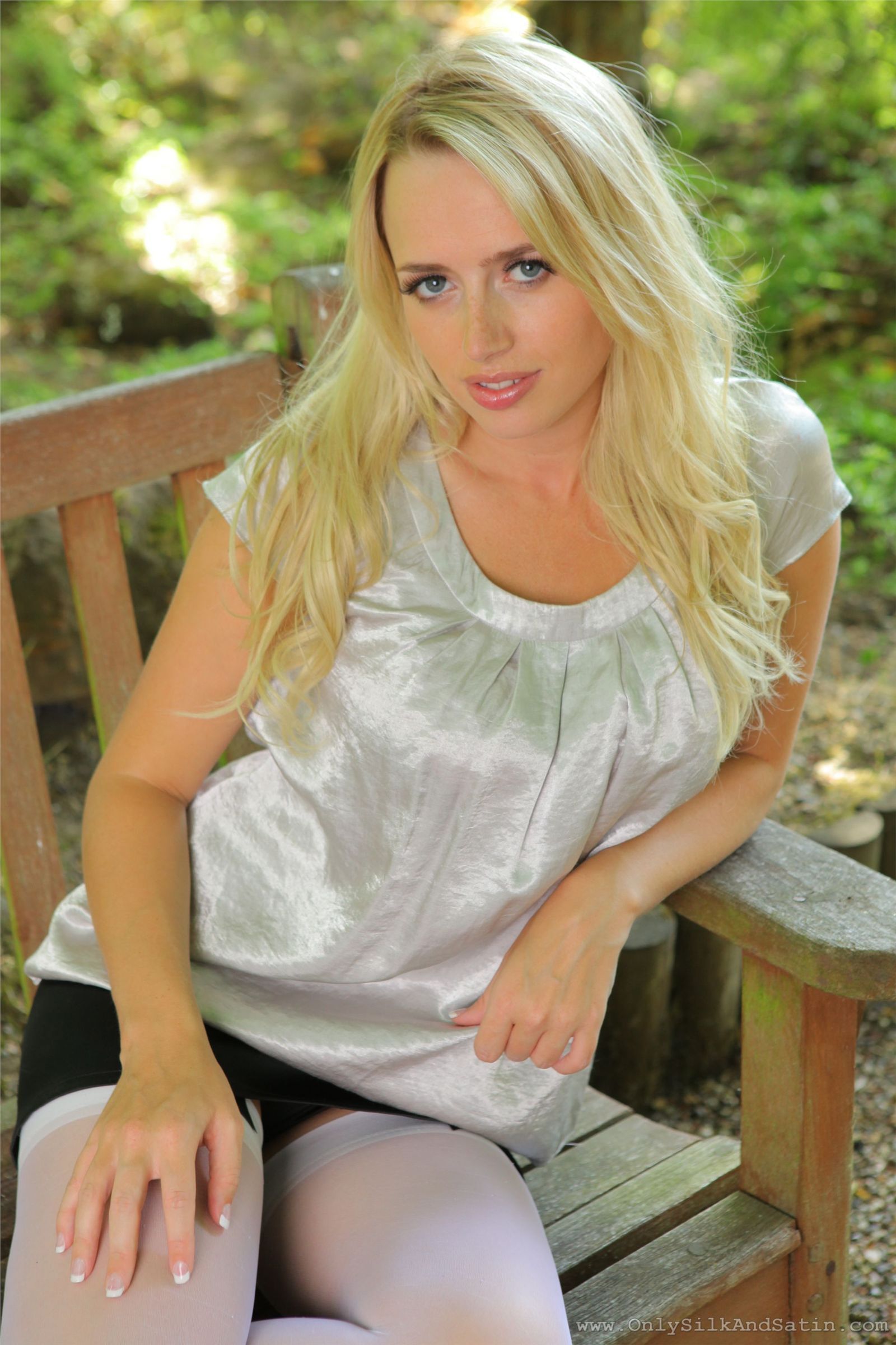 欧美丝袜泰斗　[onlytease]2011.07.21 Holly Gibbons